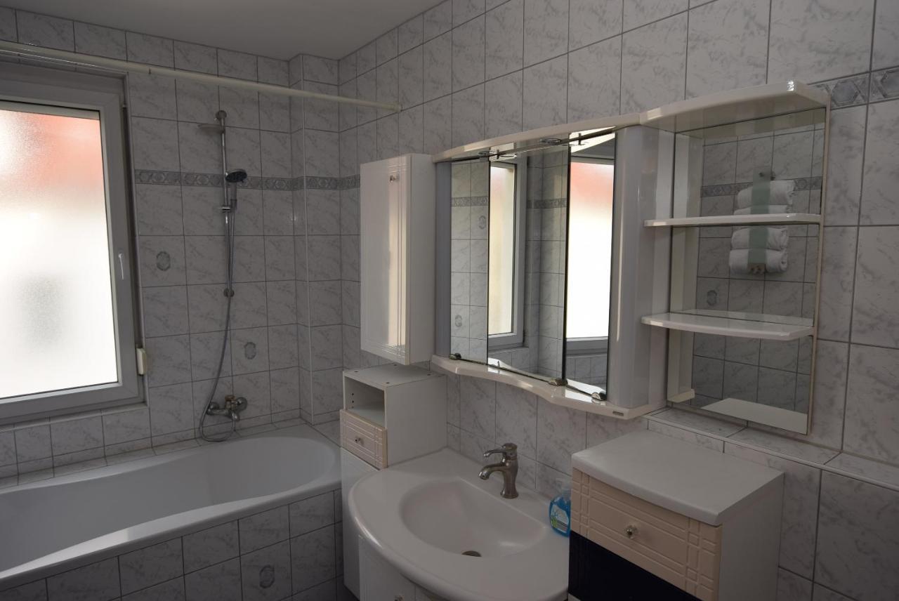 Apartment Stuttgart Suedheim Exterior photo
